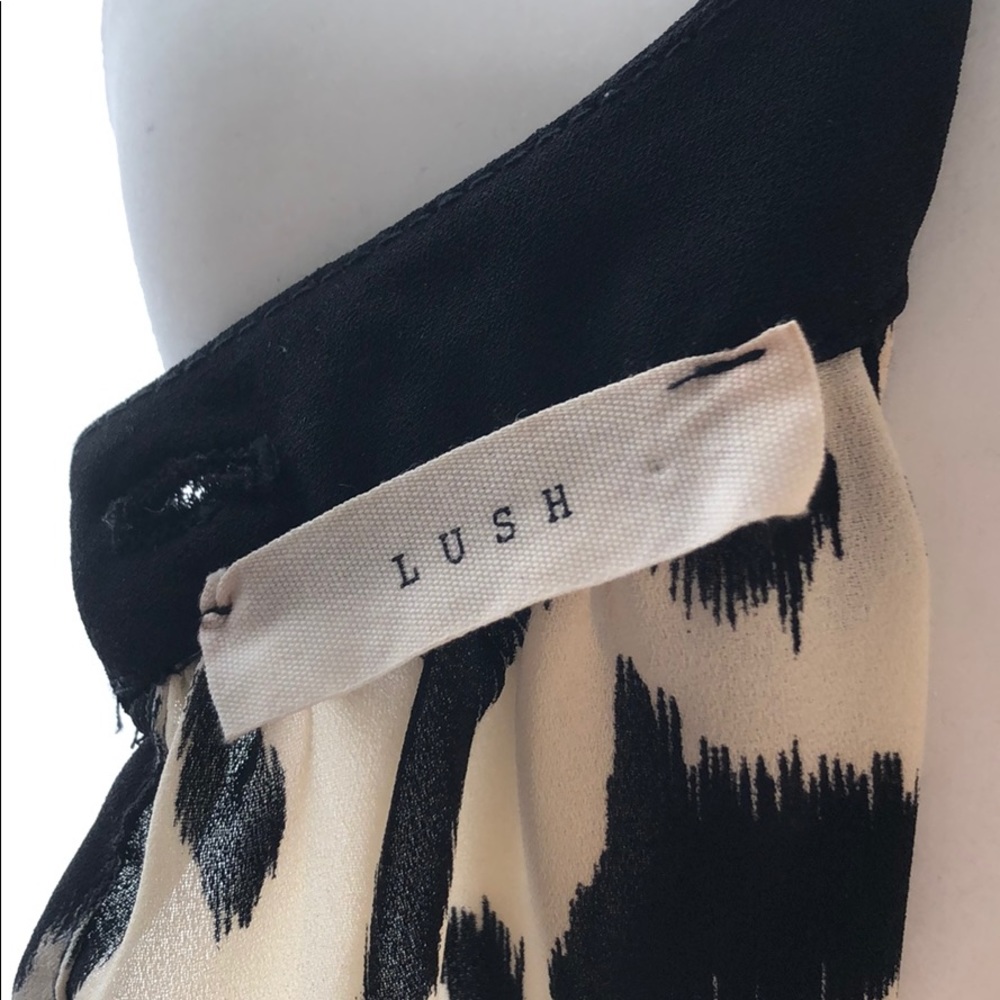 Open back animal print high neck tank - Picture 5 of 5